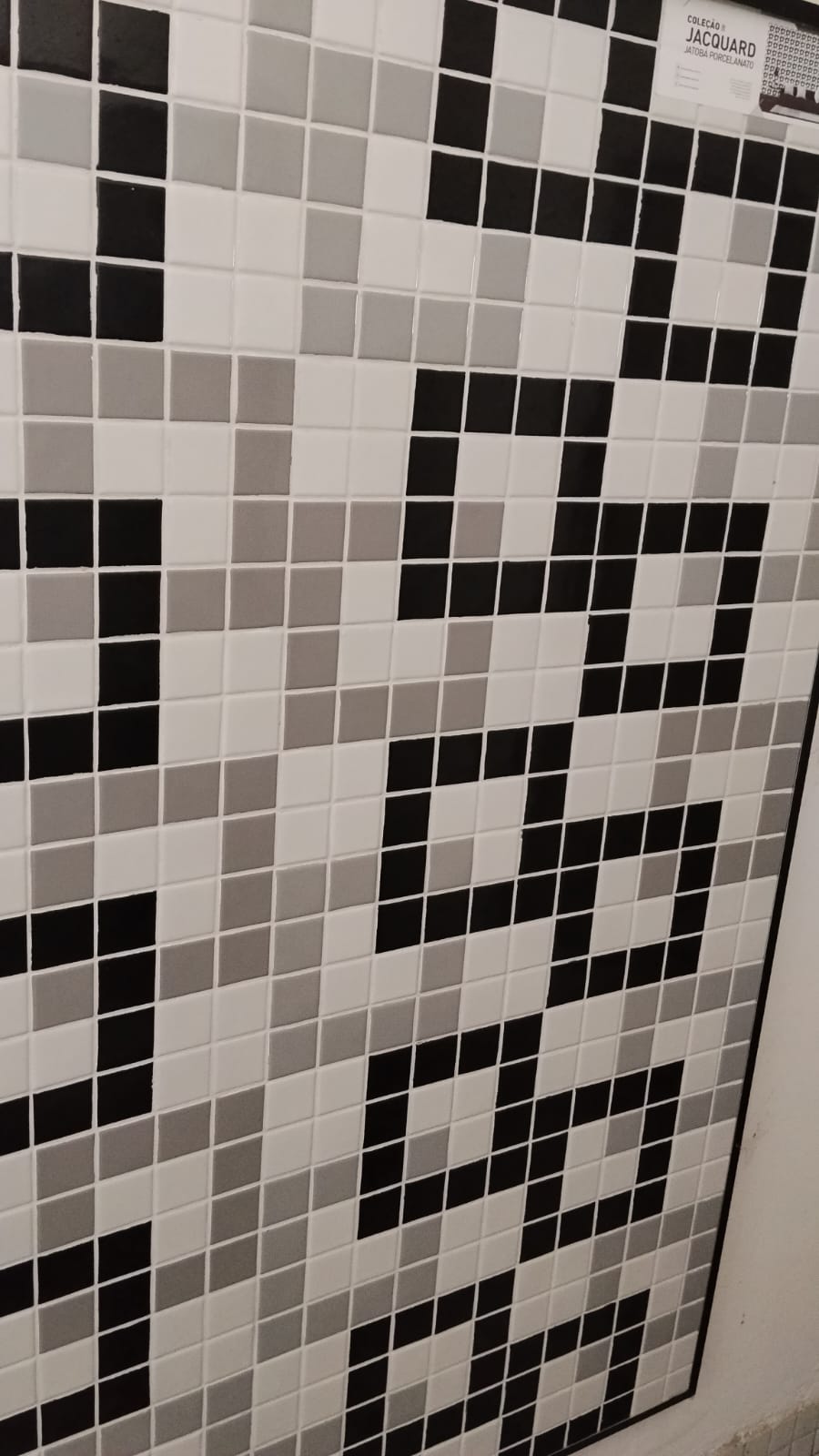Azulejo antigo para banheiro fora de linha
